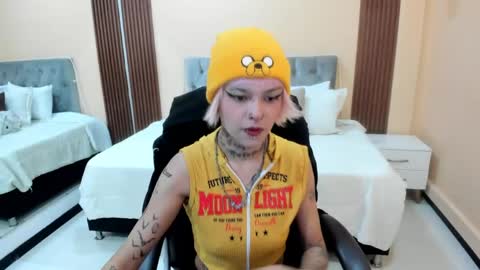 Snapshot of bela_craxkerr chatting on 18, 5, 2026 Bela online show from 18, 5, 2026