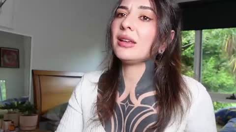 Snapshot of belen_osqura chatting on 29, 6, 2026 Alt Aussie online show from 29, 6, 2026