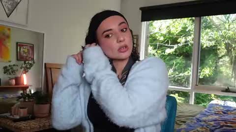 Snapshot of belen_osqura chatting on 9, 7, 2026 Alt Aussie online show from 9, 7, 2026
