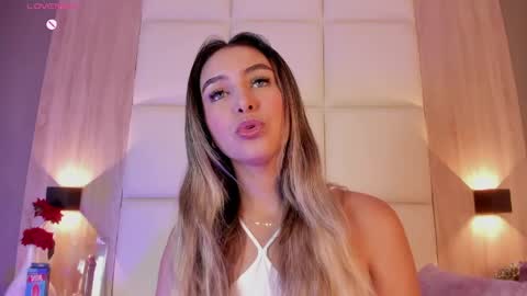 Bella cam online show from 14, 4, 2026