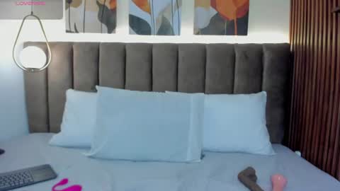 bella13_ online show from 23, 7, 2026