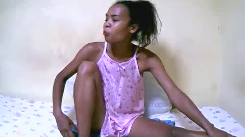 Snapshot of bella193999 chatting on 16, 12, 2024 bella193999 online show from 16, 12, 2024