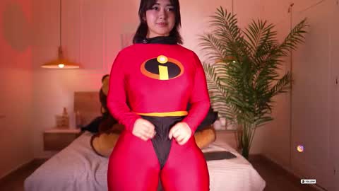 Snapshot of bella__donne chatting on 19, 10, 2025 online show from 19, 10, 2025