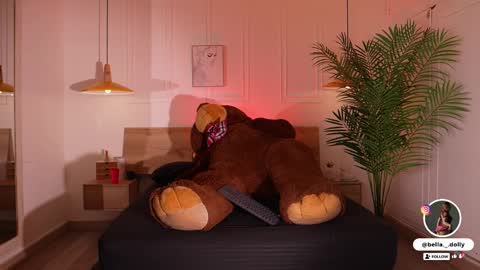 Snapshot of bella__donne chatting on 31, 10, 2025 online show from 31, 10, 2025