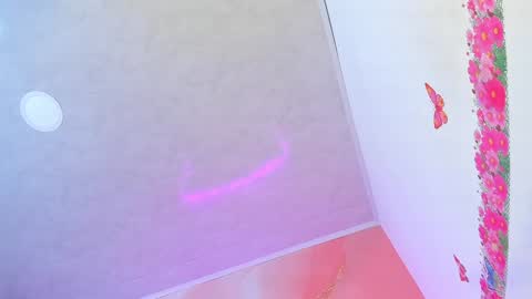 Melanie  online show from 4, 2, 2025