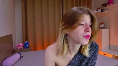 Bella online show from 24, 10, 2025