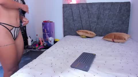 Bella and Andrew special couple online show from 21, 7, 2026