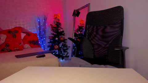 Dessi  online show from 28, 12, 2024