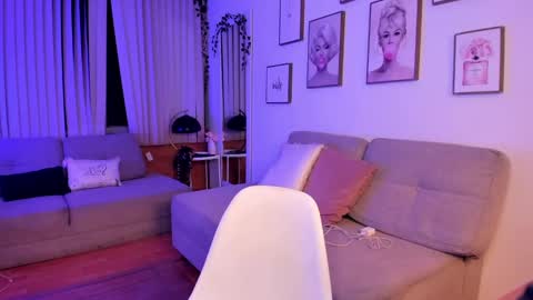 Onlyfans isa bella 23 online show from 10, 9, 2025