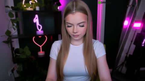 Bella online show from 8, 4, 2026