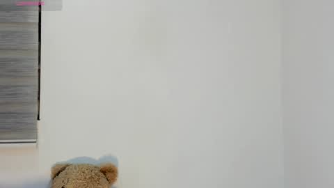 Laura online show from 14, 11, 2025