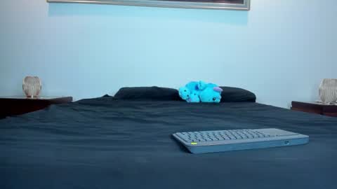 bella_hamilton online show from 11, 6, 2026