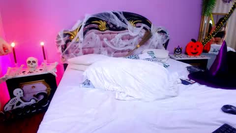 Bella online show from 31, 10, 2025