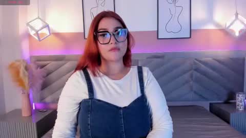 Snapshot of bella_m00n chatting on 3, 7, 2026 Bella online show from 3, 7, 2026