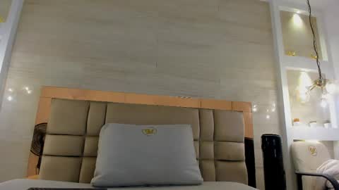 Snapshot of bella_novoa chatting on 5, 5, 2026 BELLA online show from 5, 5, 2026