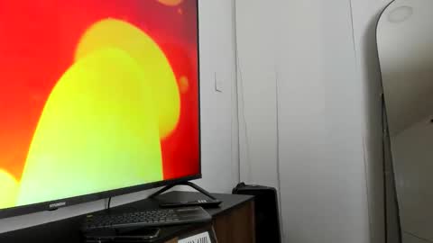 Snapshot of bella_rossinii_ chatting on 12, 5, 2026 Bella Rossini online show from 12, 5, 2026