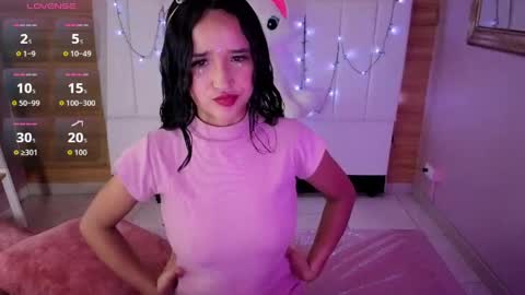 Bella online show from 9, 4, 2026