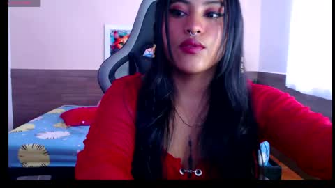 Snapshot of bella_warzon chatting on 22, 4, 2026 bella_warzon online show from 22, 4, 2026