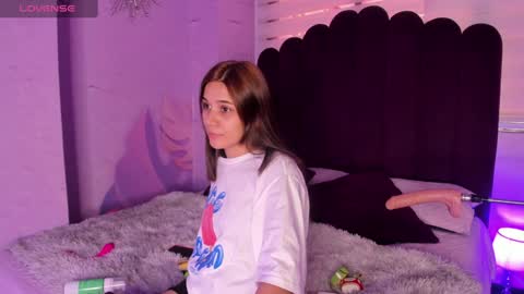 Snapshot of bellaa_becca chatting on 29, 12, 2024 Bella Becca online show from 29, 12, 2024