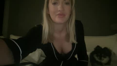 bellaaroseepaigee online show from 1, 6, 2026