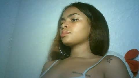 Bella online show from 10, 12, 2024