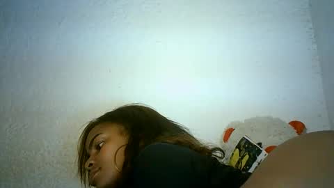 Bella online show from 6, 1, 2025