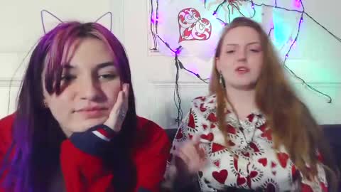 BellaButterflyy online show from 18, 1, 2025