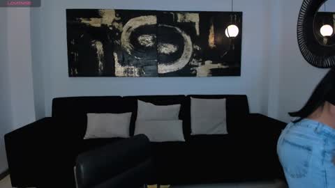  Bella C  online show from 17, 2, 2025