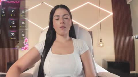 Bella Clair online show from 28, 5, 2026
