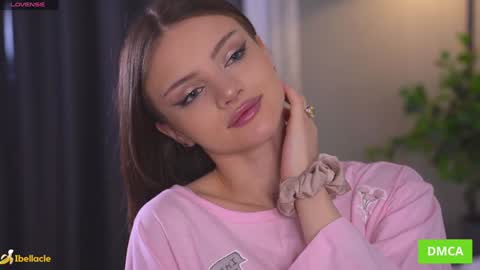 Snapshot of bellacle chatting on 19, 2, 2026 Bella I took a vacation and Ill be back on December 18th So dont lose me To keep in touch I have a TG - you can find below online show from 19, 2, 2026