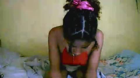 bellaena online show from 7, 10, 2025