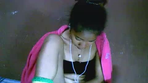 bellaena online show from 16, 11, 2025