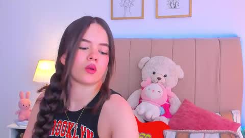 BellaFontana online show from 5, 3, 2026