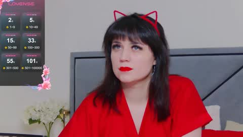 BellaHillss online show from 19, 1, 2025