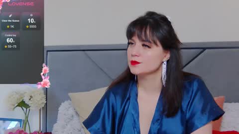 BellaHillss online show from 8, 3, 2025