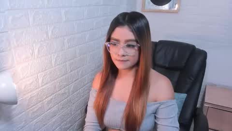 Snapshot of bellanoirsg chatting on 16, 4, 2026 Nolrs online show from 16, 4, 2026