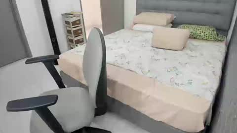 Bella  Angelycal online show from 14, 1, 2025