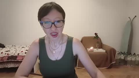 Snapshot of bellarose_2020 chatting on 21, 6, 2026 Emma online show from 21, 6, 2026