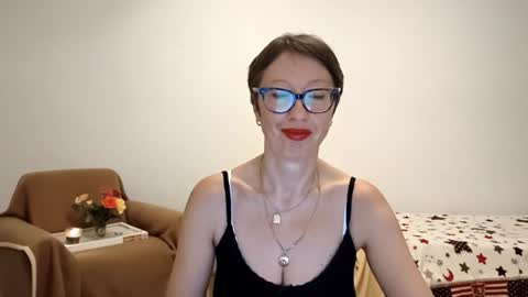 Snapshot of bellarose_2020 chatting on 17, 7, 2026 Emma online show from 17, 7, 2026