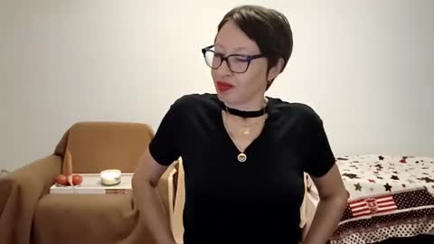 Snapshot of bellarose_2020 chatting on 23, 7, 2026 Emma online show from 23, 7, 2026