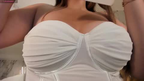  Bella Rose  online show from 25, 9, 2025