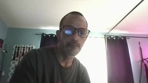Snapshot of bellaskeykeeper chatting on 7, 5, 2026 Bellaskeykeeper online show from 7, 5, 2026