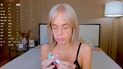 Snapshot of bellatip chatting on 4, 5, 2026 Bella online show from 4, 5, 2026