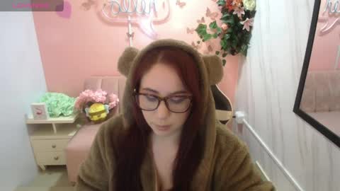 Snapshot of bellatrix_ch chatting on 4, 5, 2026 Bella online show from 4, 5, 2026