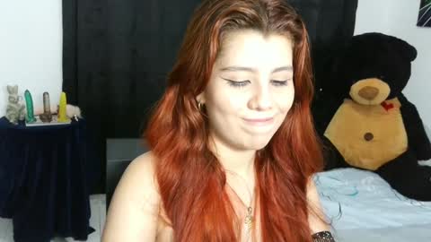 Snapshot of bellatrix_colen chatting on 21, 12, 2024 Aleja online show from 21, 12, 2024