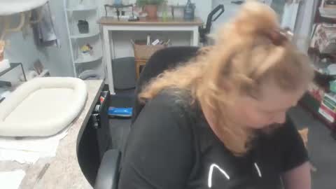 Snapshot of bellavoca chatting on 22, 11, 2025 Bellavoca online show from 22, 11, 2025