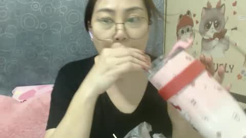 Bella online show from 11, 3, 2025