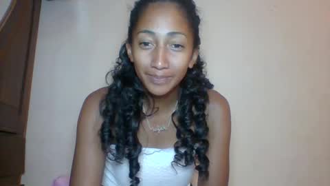 Snapshot of belle_annah chatting on 15, 5, 2026 belle_annah online show from 15, 5, 2026