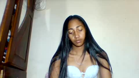 Snapshot of belle_annah chatting on 20, 7, 2026 belle_annah online show from 20, 7, 2026