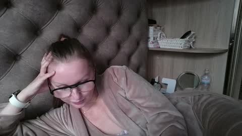 Amelia online show from 25, 9, 2025